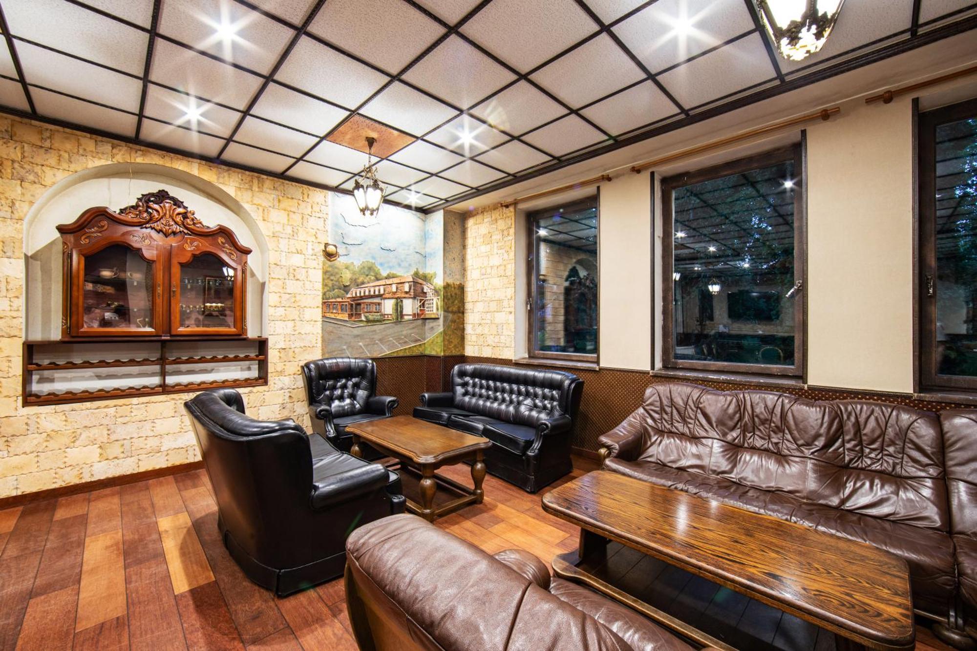 Hotel Armales Stakcin Экстерьер фото